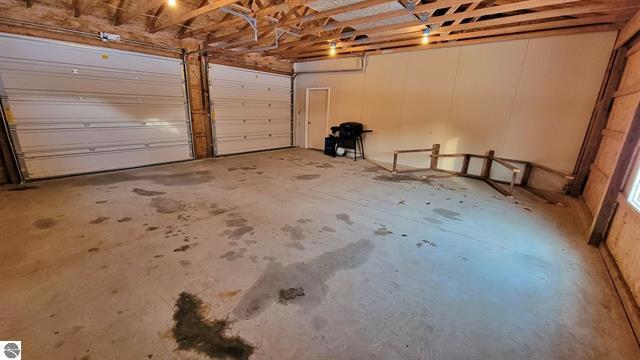 8573 30 1/2 Road Cadillac, MI 49601 - Photo 39 of 64 1896904-38