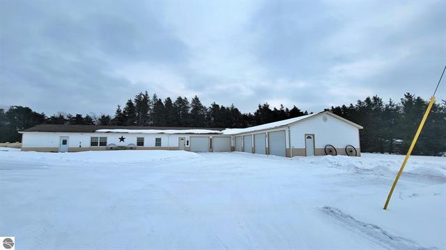 8573 30 1/2 Road Cadillac, MI 49601 - Photo 4 of 64 1896904-3