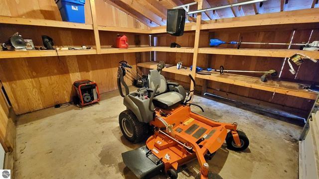8573 30 1/2 Road Cadillac, MI 49601 - Photo 45 of 64 1896904-44