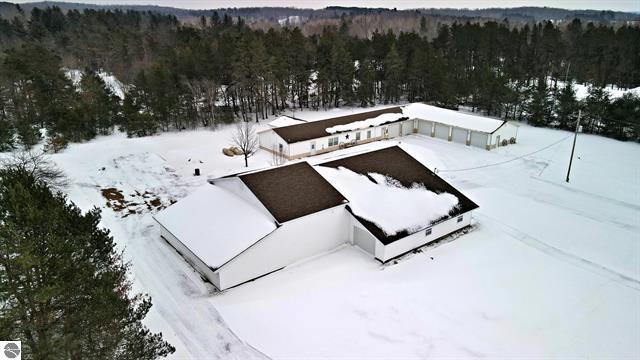 8573 30 1/2 Road Cadillac, MI 49601 - Photo 54 of 64 1896904-53