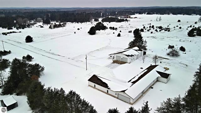 8573 30 1/2 Road Cadillac, MI 49601 - Photo 58 of 64 1896904-58