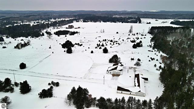 8573 30 1/2 Road Cadillac, MI 49601 - Photo 59 of 64 1896904-59