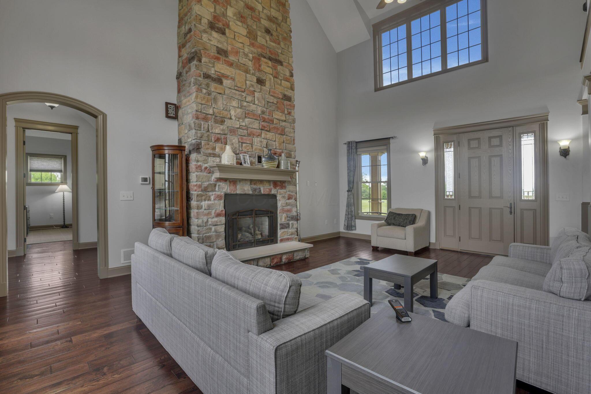 568 Cedar Hill Road Northwest Amanda, OH 43102 - Photo 12 of 102 Family Room
