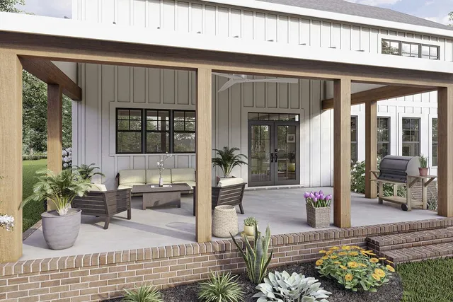 $1,590,000 | 51 Locust Street, South Hampton, NH 03827