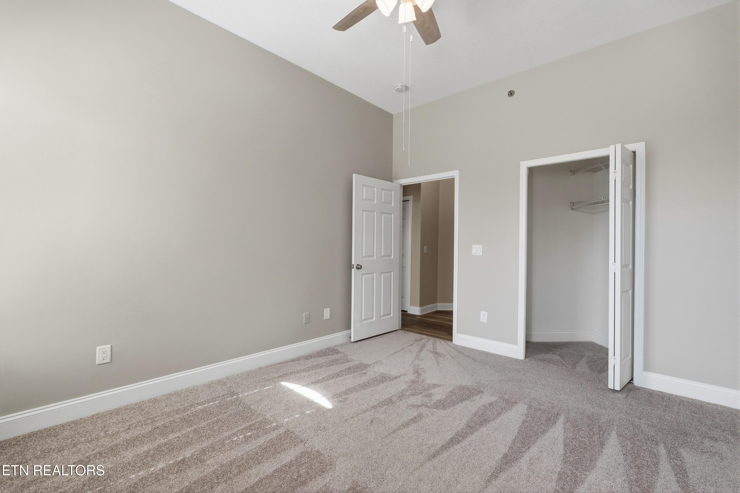 565 Rarity Bay Parkway, Unit 201 Vonore, TN 37885 - Photo 22 of 36 DSC06610