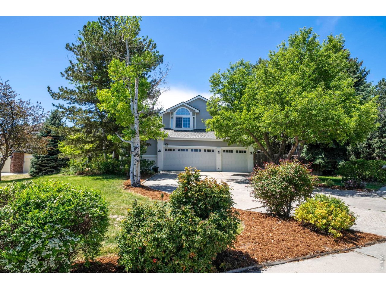 1517 Ridgeview Drive Louisville, CO 80027 - Photo 2 of 50 Located on a quiet cul-de-sac with a 3 car garage