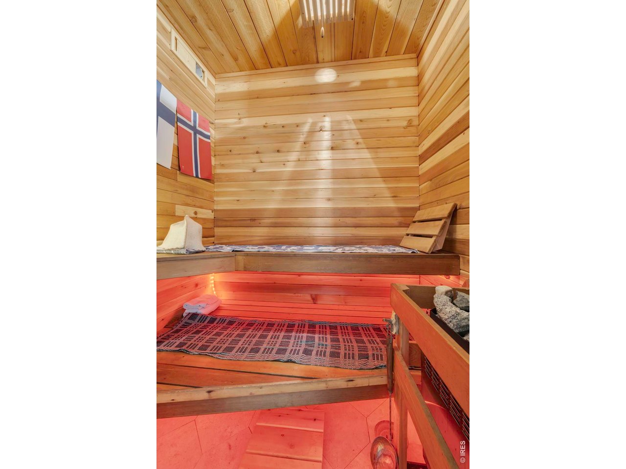 1517 Ridgeview Drive Louisville, CO 80027 - Photo 33 of 50 Included Sauna