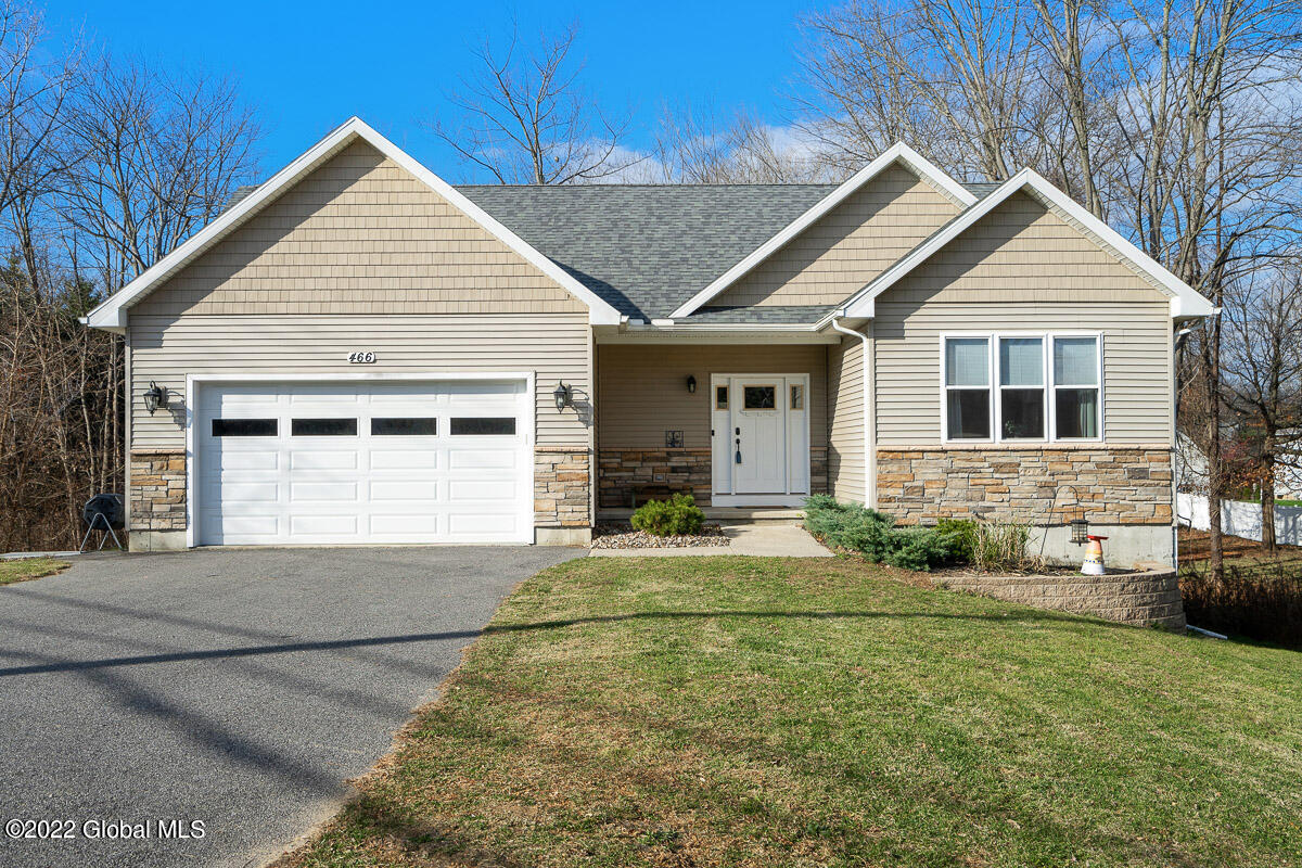 466 Russell Road Albany, NY 12203 - Photo 2 of 45 466 Russell Road Albany NY 012 MLS