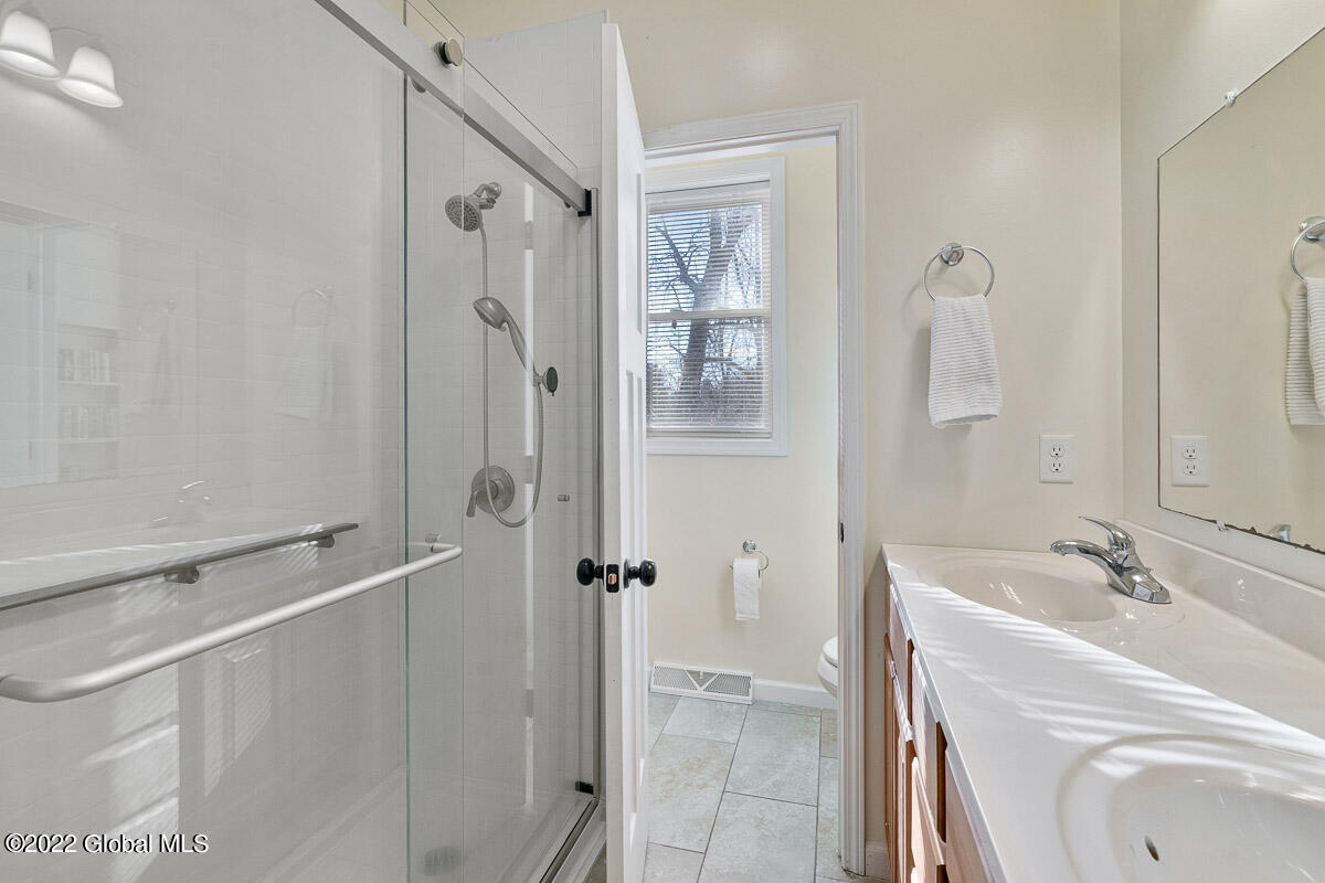 466 Russell Road Albany, NY 12203 - Photo 25 of 45 466 Russell Road Albany NY 044 MLS