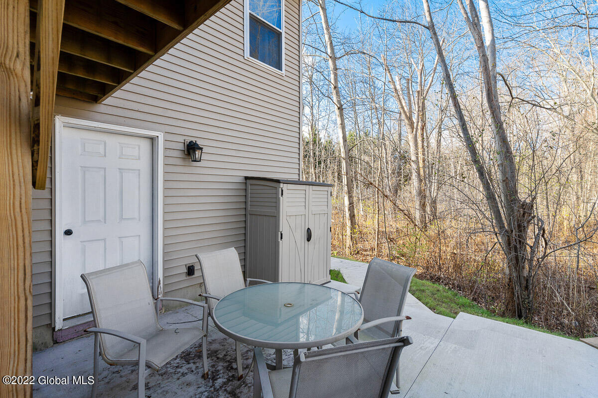 466 Russell Road Albany, NY 12203 - Photo 39 of 45 466 Russell Road Albany NY 007 MLS