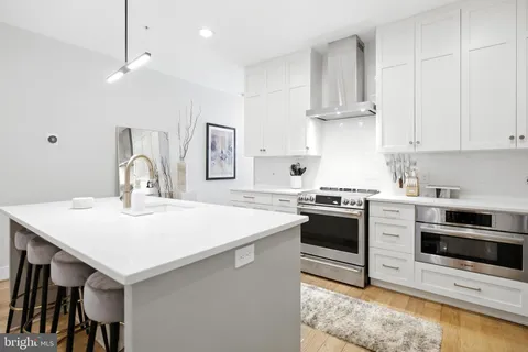 $852,000 | 1364 Newton Street Northwest, Unit 1, Washington, DC 20010