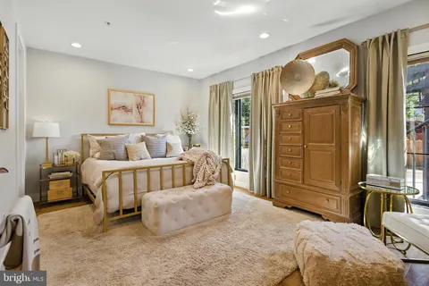 $852,000 | 1364 Newton Street Northwest, Unit 1, Washington, DC 20010