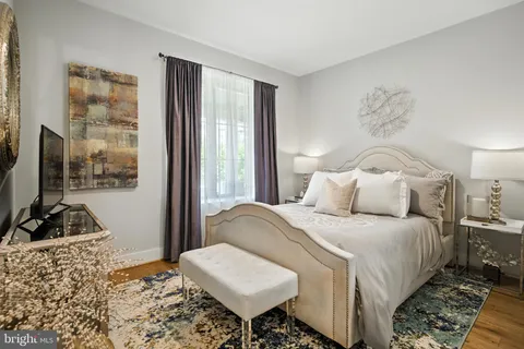 $852,000 | 1364 Newton Street Northwest, Unit 1, Washington, DC 20010