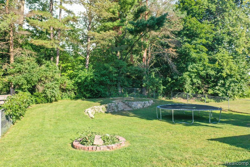 447 South State Road Otisville, MI 48463 - Photo 47 of 48 Gallery Image 47