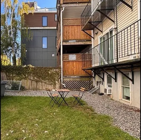 $3,400 | 204 H Street, Unit 3, Boston, MA 02127