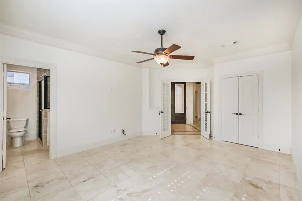 $5,500 | 407 West Bell Street, Houston, TX 77019