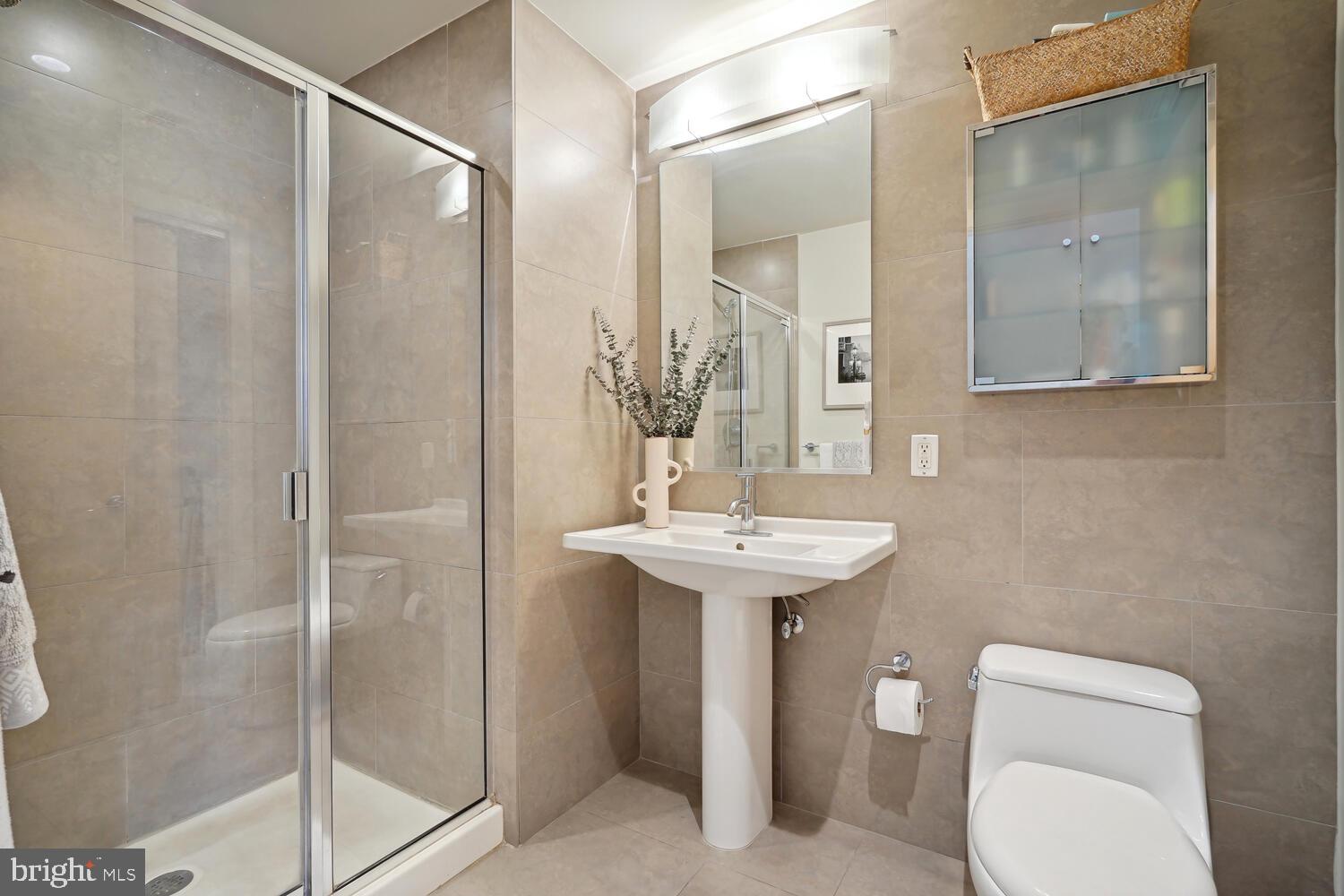 1133 14th Street Northwest, Unit 803 Washington, DC 20005 - Photo 12 of 21