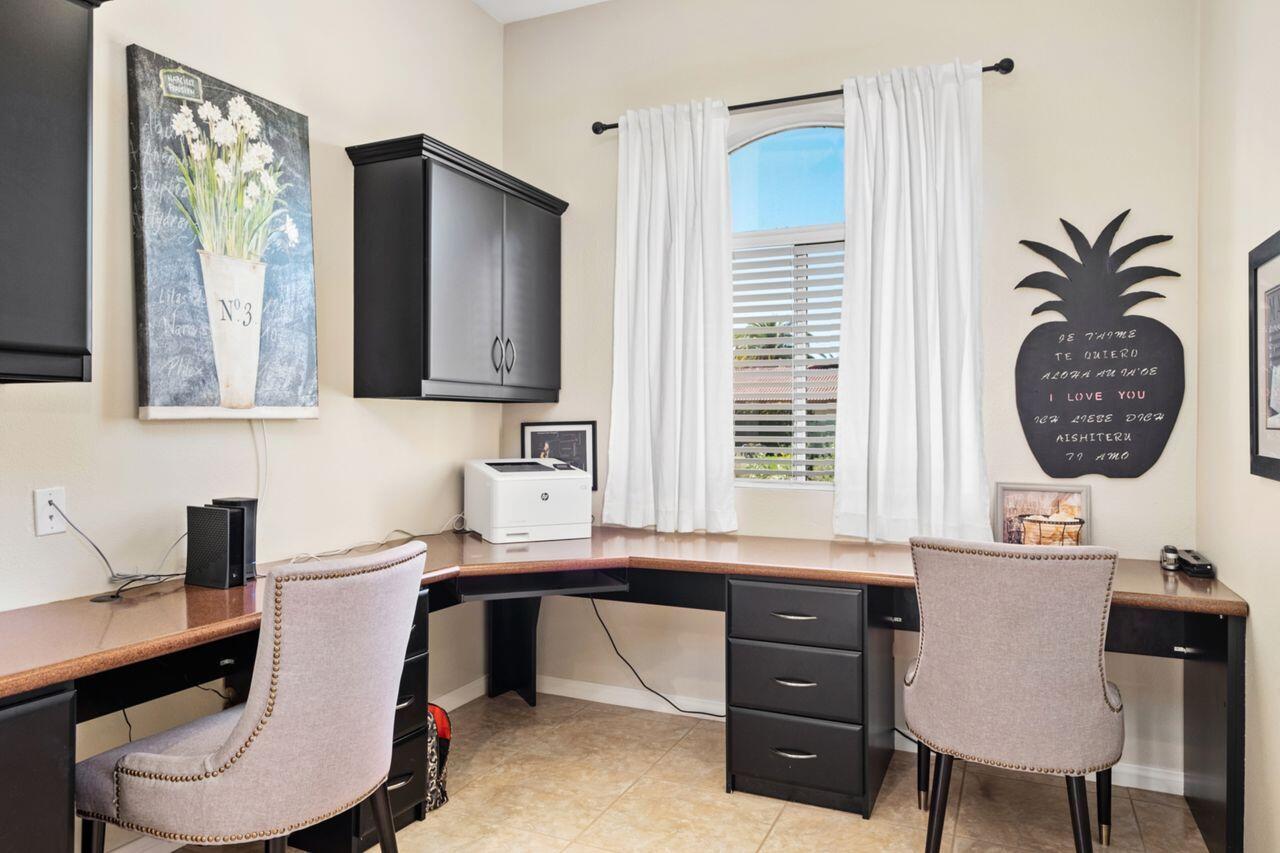 42128 May Pen Road Bermuda Dunes, CA 92203 - Photo 6 of 32 Office Area