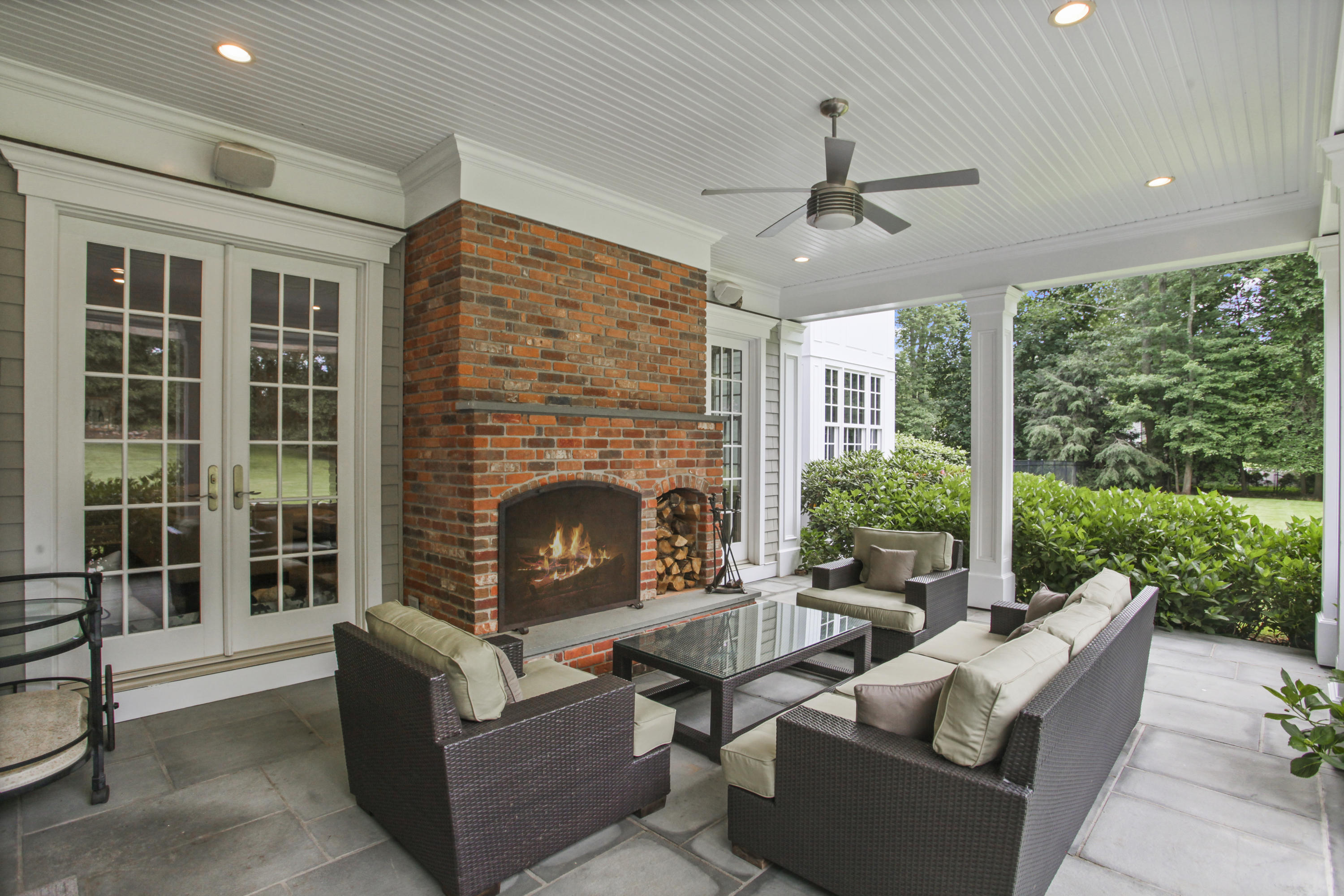 15 Hillsley Road Darien, CT 06820 - Photo 11 of 61 15 Hillsley Rd Darien CT 06820-print-018