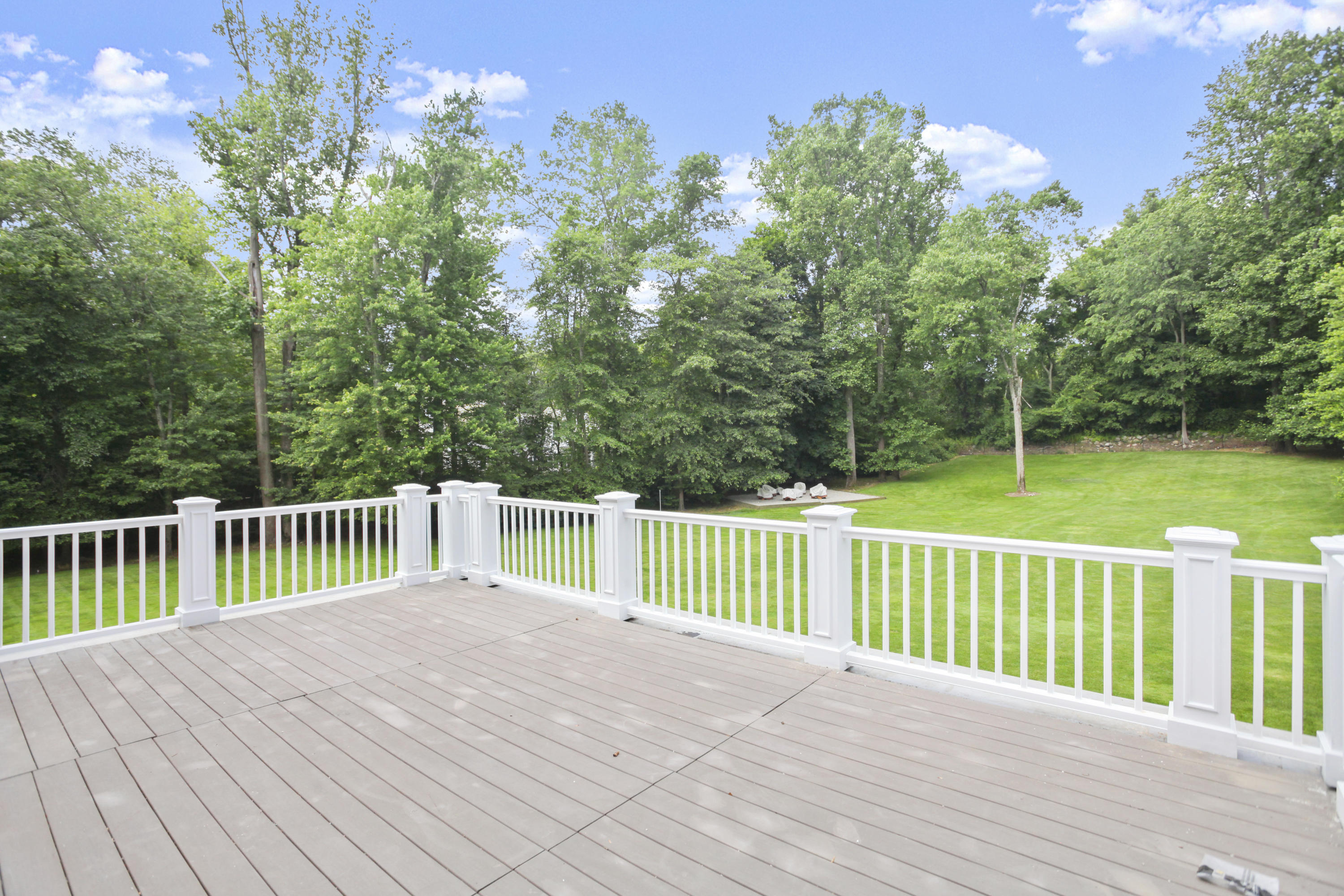 15 Hillsley Road Darien, CT 06820 - Photo 36 of 61 15 Hillsley Rd Darien CT 06820-print-063