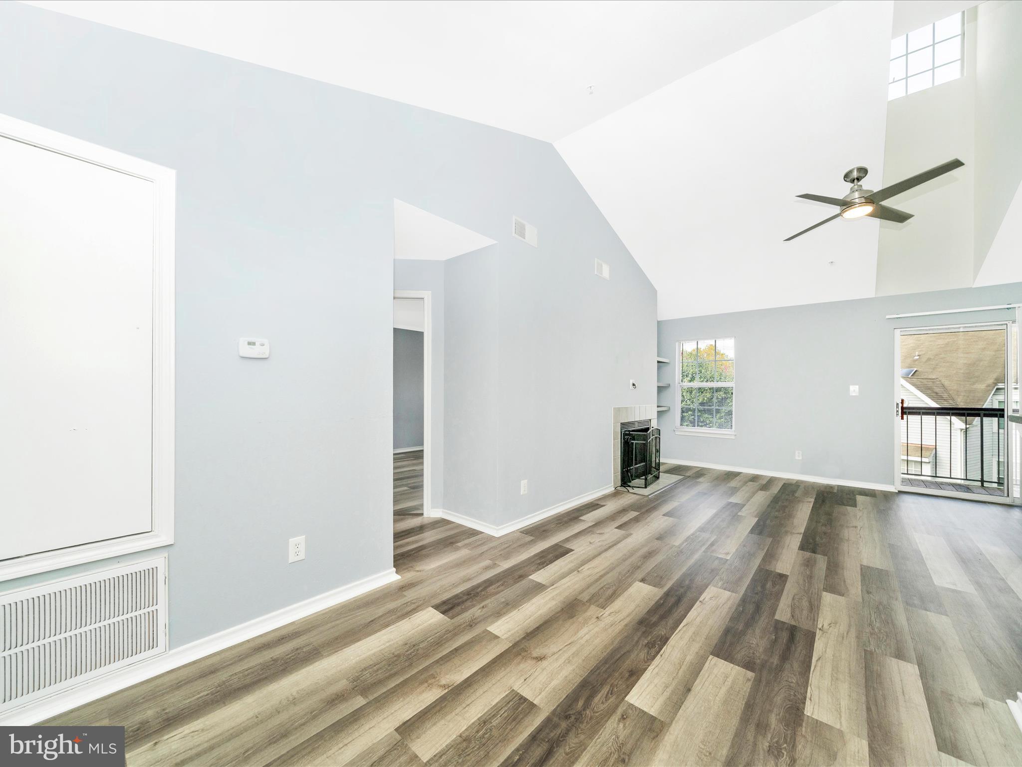 9907 Boysenberry Way, Unit 11042 Gaithersburg, MD 20879 - Photo 14 of 48 Dining Area