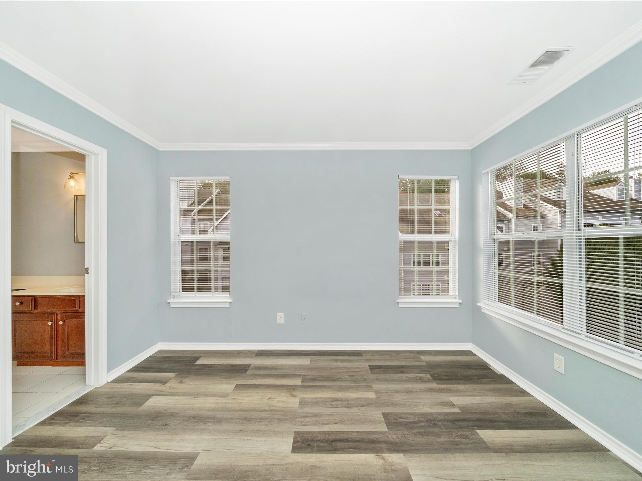 9907 Boysenberry Way, Unit 11042 Gaithersburg, MD 20879 - Photo 29 of 48 Primary Bedroom