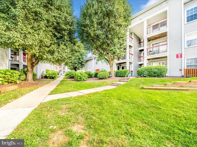 $167,500 | 9907 Boysenberry Way, Unit 11042, Gaithersburg, MD 20879