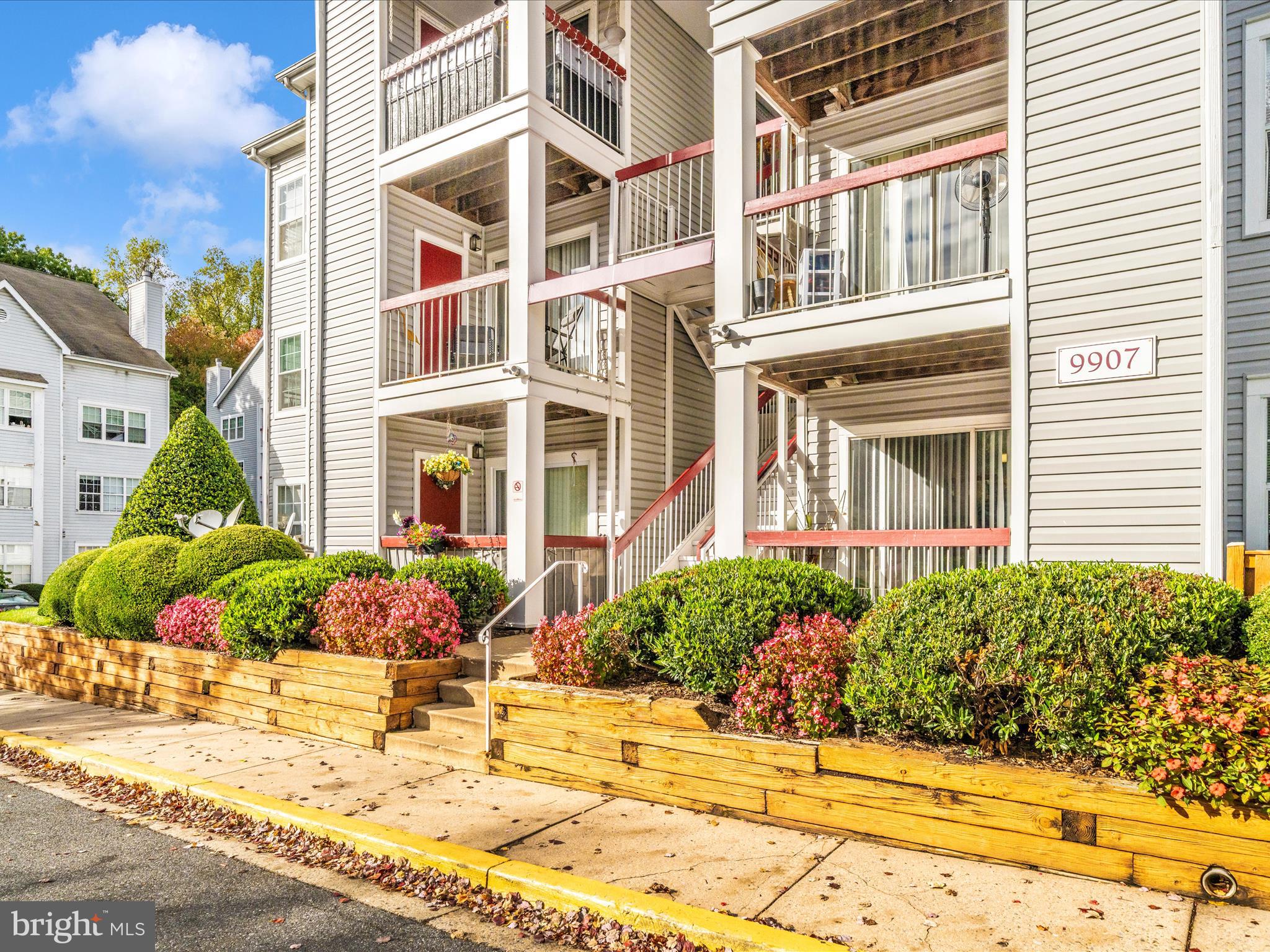 9907 Boysenberry Way, Unit 11042 Gaithersburg, MD 20879 - Photo 47 of 48 Exterior Front