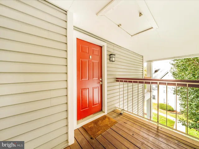 $167,500 | 9907 Boysenberry Way, Unit 11042, Gaithersburg, MD 20879