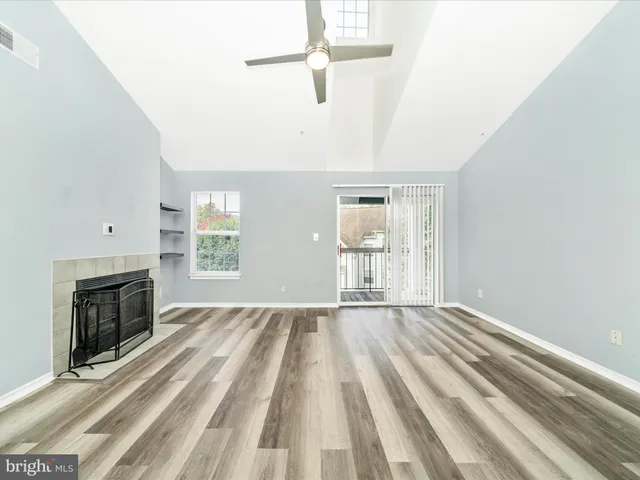 $167,500 | 9907 Boysenberry Way, Unit 11042, Gaithersburg, MD 20879