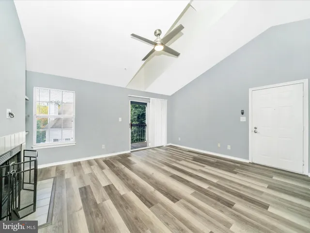 $167,500 | 9907 Boysenberry Way, Unit 11042, Gaithersburg, MD 20879