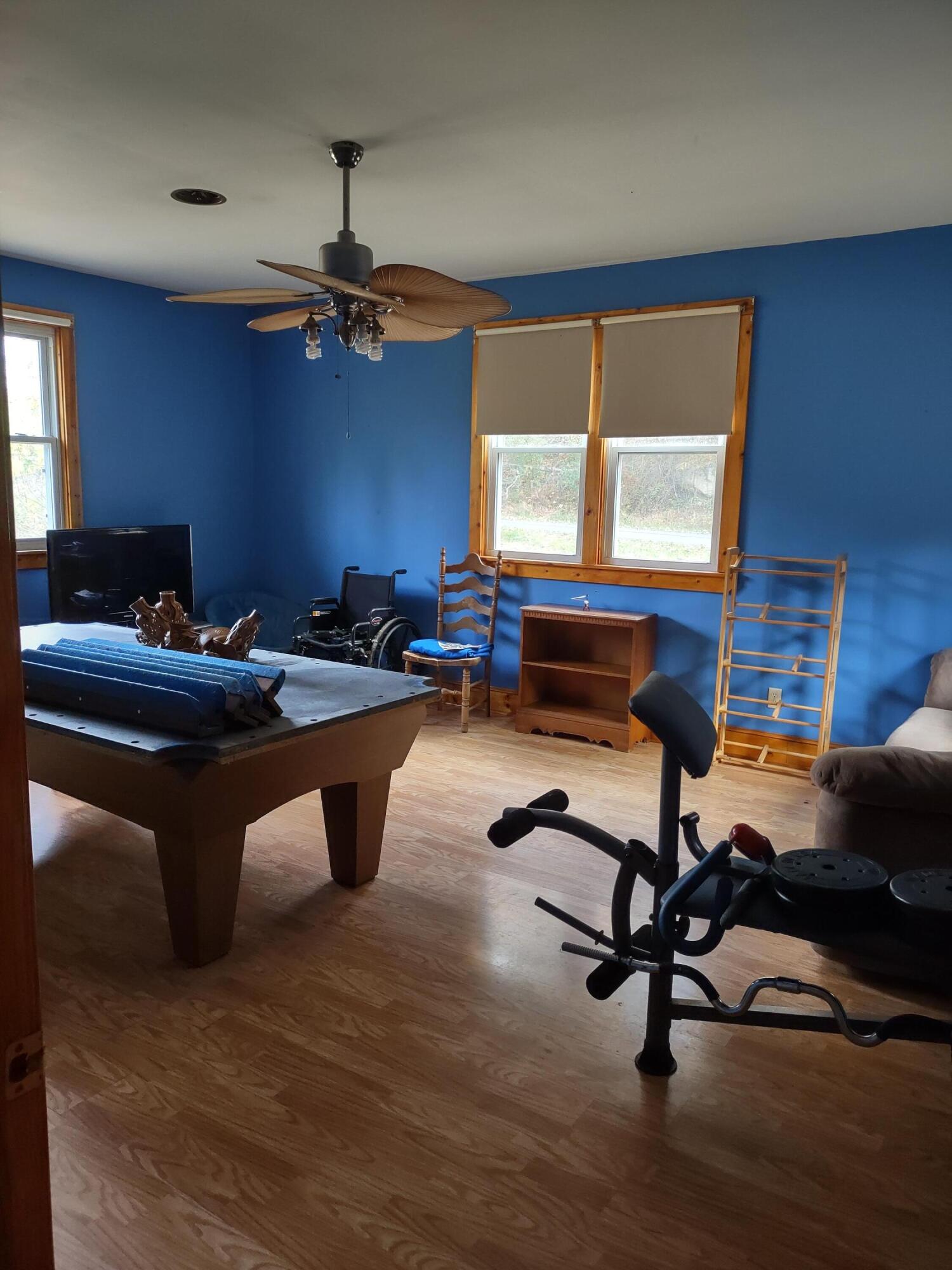 10419 Caney Valley Road Bristol, VA 24202 - Photo 15 of 37 Additional Room