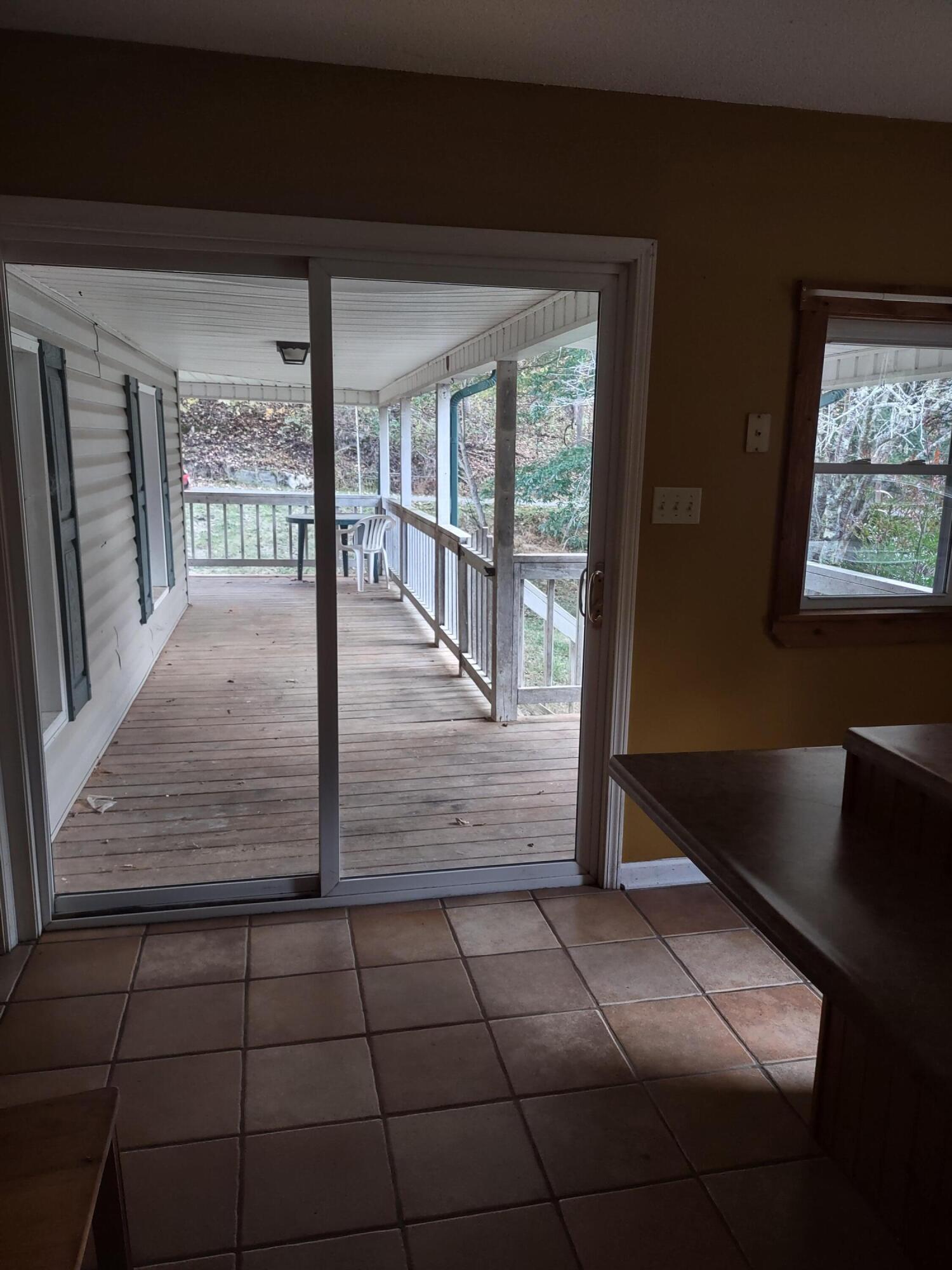10419 Caney Valley Road Bristol, VA 24202 - Photo 34 of 37 Sliding doors to deck in kitchen