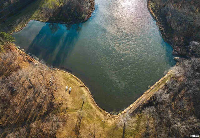 $690,000 | 15247 Laminack Road, Carterville, IL 62918