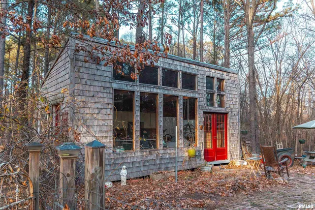 $690,000 | 15247 Laminack Road, Carterville, IL 62918