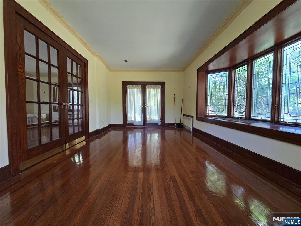 220 Manor Road Ridgewood, NJ 07450 - Photo 8 of 15