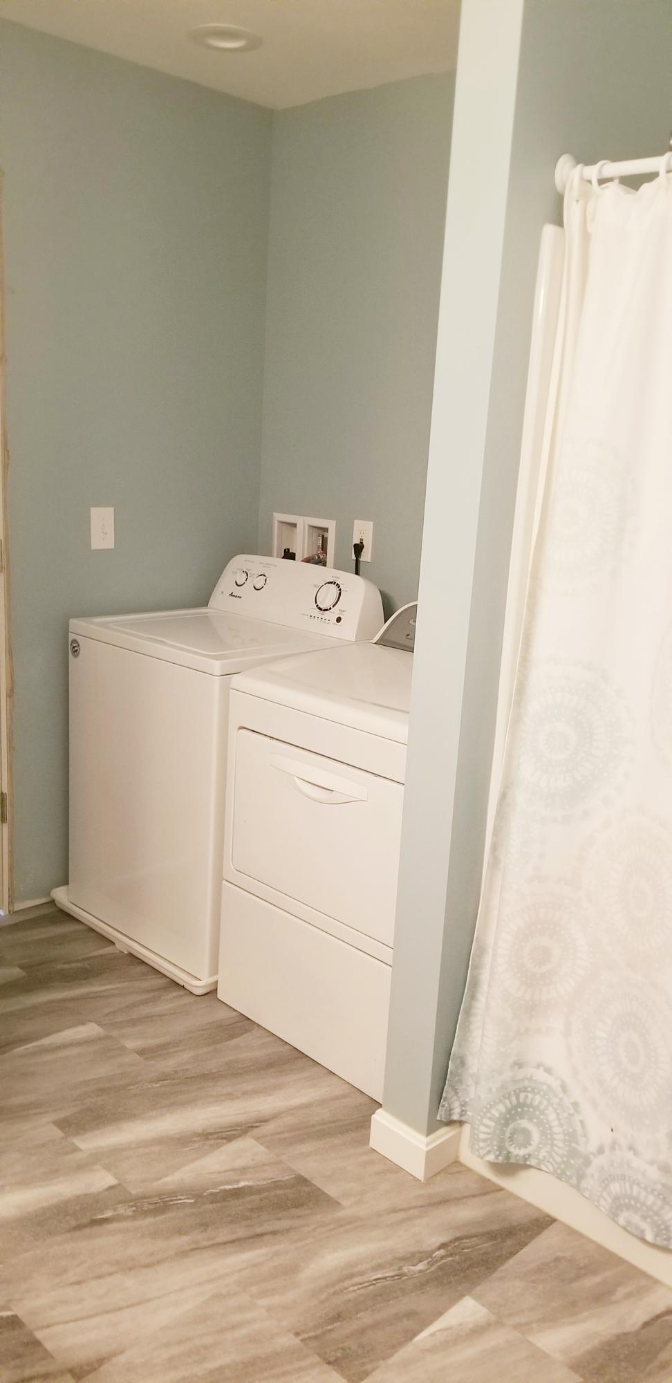 540 Newburgh Road Hermon, ME 04401 - Photo 29 of 32 Bathroom of apartment/in law suite