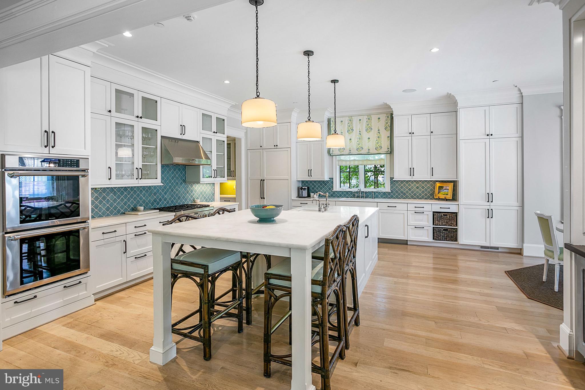 1813 Hoban Road Northwest Washington, DC 20007 - Photo 19 of 52 Kitchen