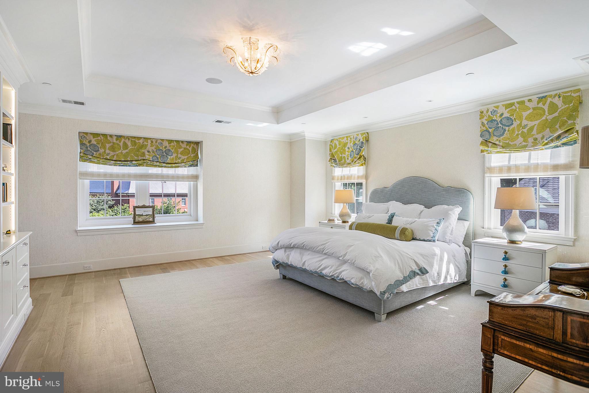 1813 Hoban Road Northwest Washington, DC 20007 - Photo 24 of 52 Owner's Bedroom