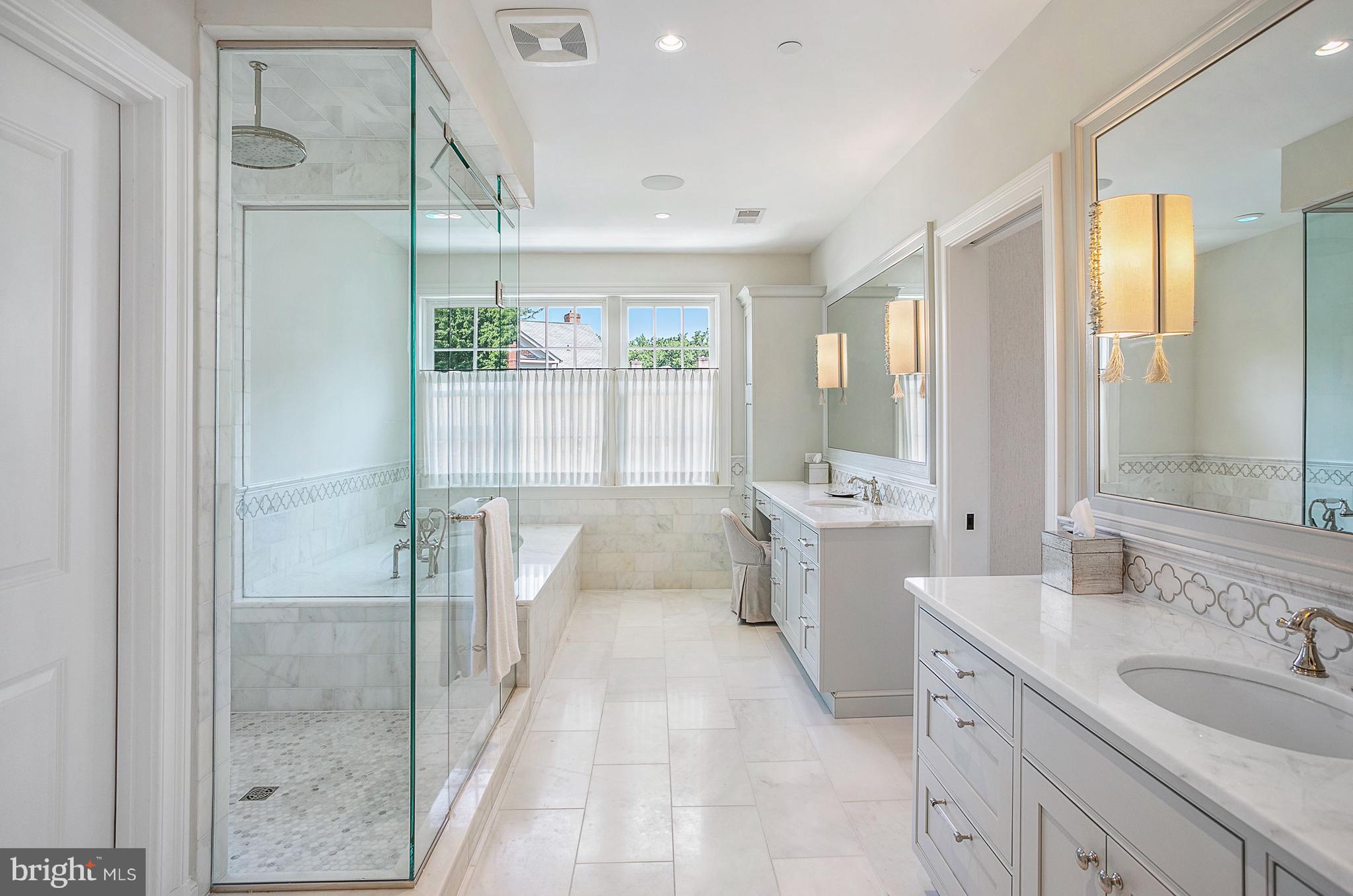 1813 Hoban Road Northwest Washington, DC 20007 - Photo 26 of 52 Owner's Bath