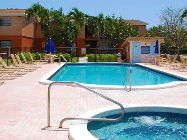 $1,720 | 50 Southeast 12th Street, Unit 2570, Boca Raton, FL 33432