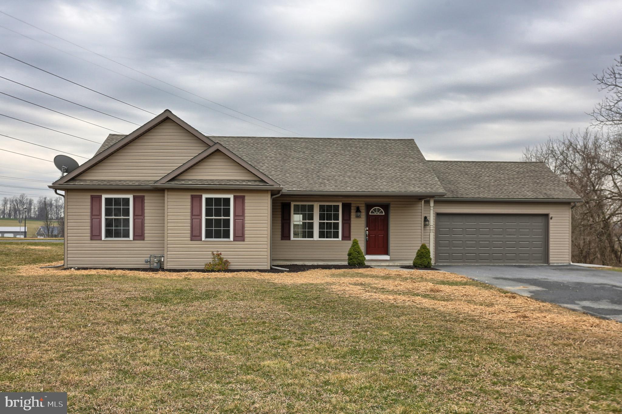 1500 Rolling Meadow Road Lebanon, PA 17046 - Photo 2 of 27 Gallery Image 2