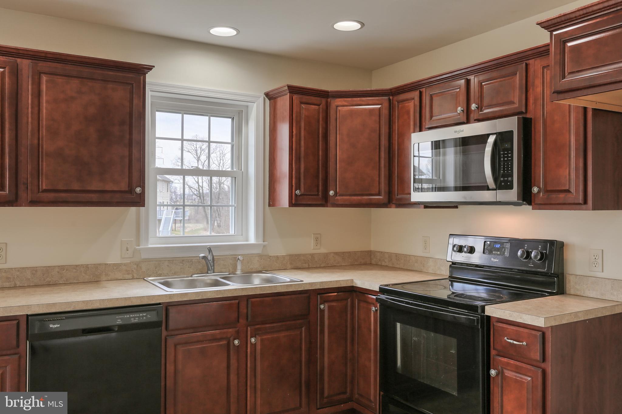 1500 Rolling Meadow Road Lebanon, PA 17046 - Photo 12 of 27 Gallery Image 12