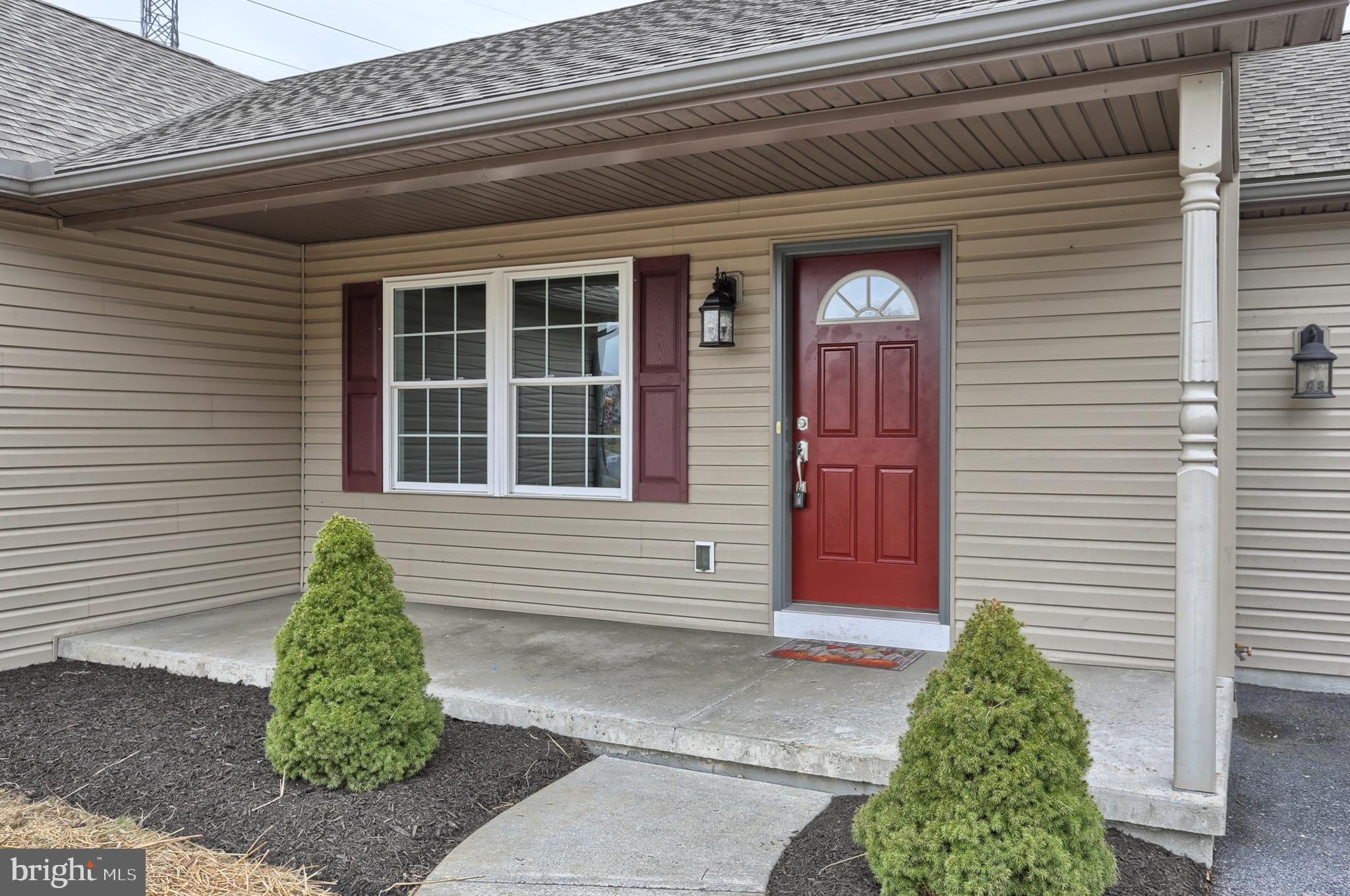 1500 Rolling Meadow Road Lebanon, PA 17046 - Photo 4 of 27 Gallery Image 4