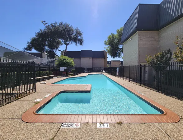 $1,790 | 8523 Hearth Drive, Unit 1934, Houston, TX 77054