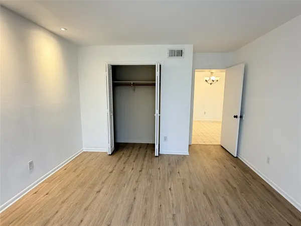 $1,790 | 8523 Hearth Drive, Unit 1934, Houston, TX 77054