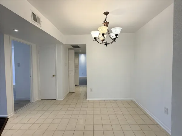 $1,790 | 8523 Hearth Drive, Unit 1934, Houston, TX 77054