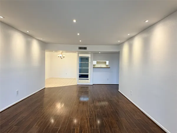 $1,790 | 8523 Hearth Drive, Unit 1934, Houston, TX 77054