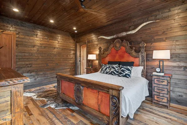 $1,400,000 | 998 Moores Chapel Cemetery Road, Graham, NC 27253