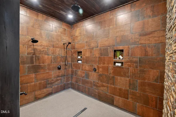 $1,400,000 | 998 Moores Chapel Cemetery Road, Graham, NC 27253